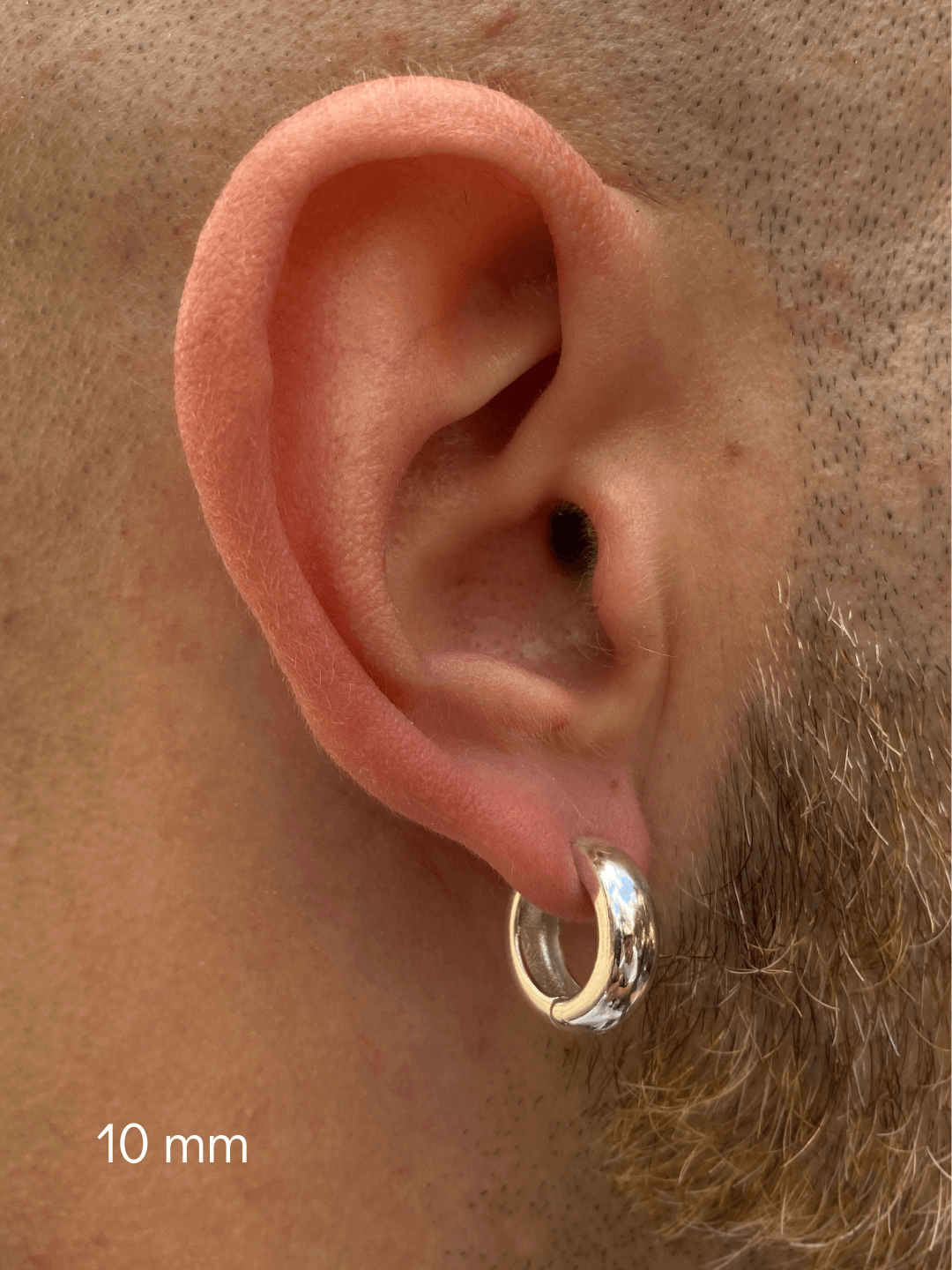 Chunky huggie earrings