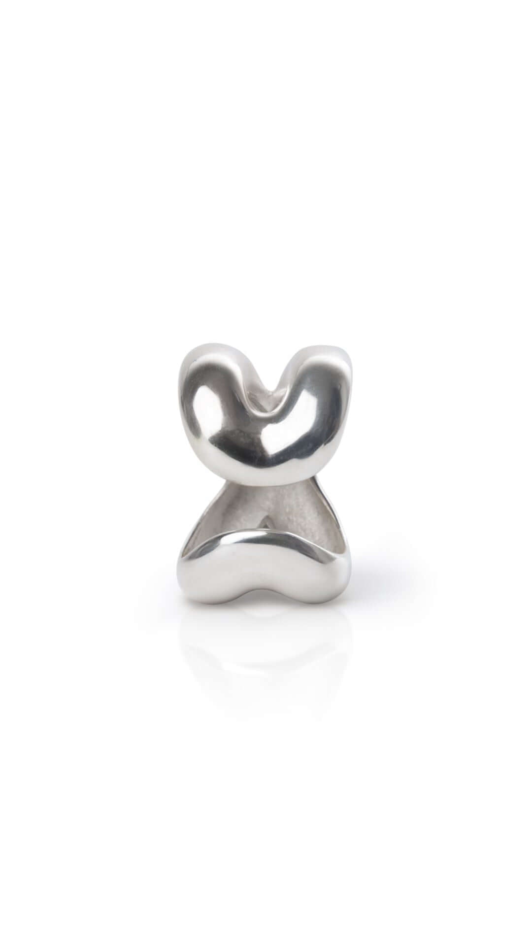 Close-up of nan, handmade handmade jewelry details