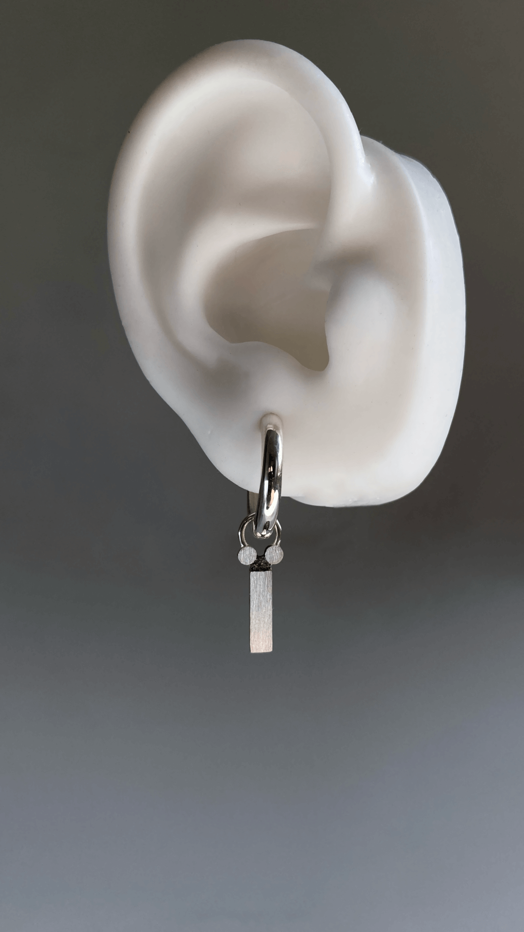 Срібний кульчик 12 мм + підвіс Літера Ї, сучасний український аксесуар