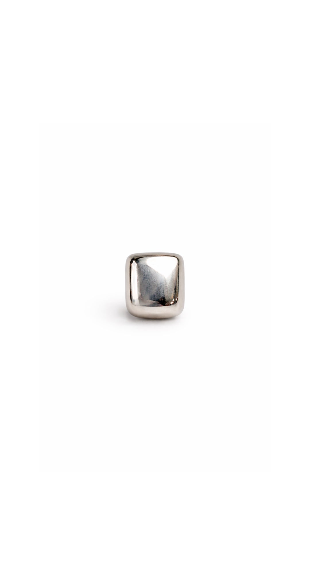 QUBE STUD EARRING