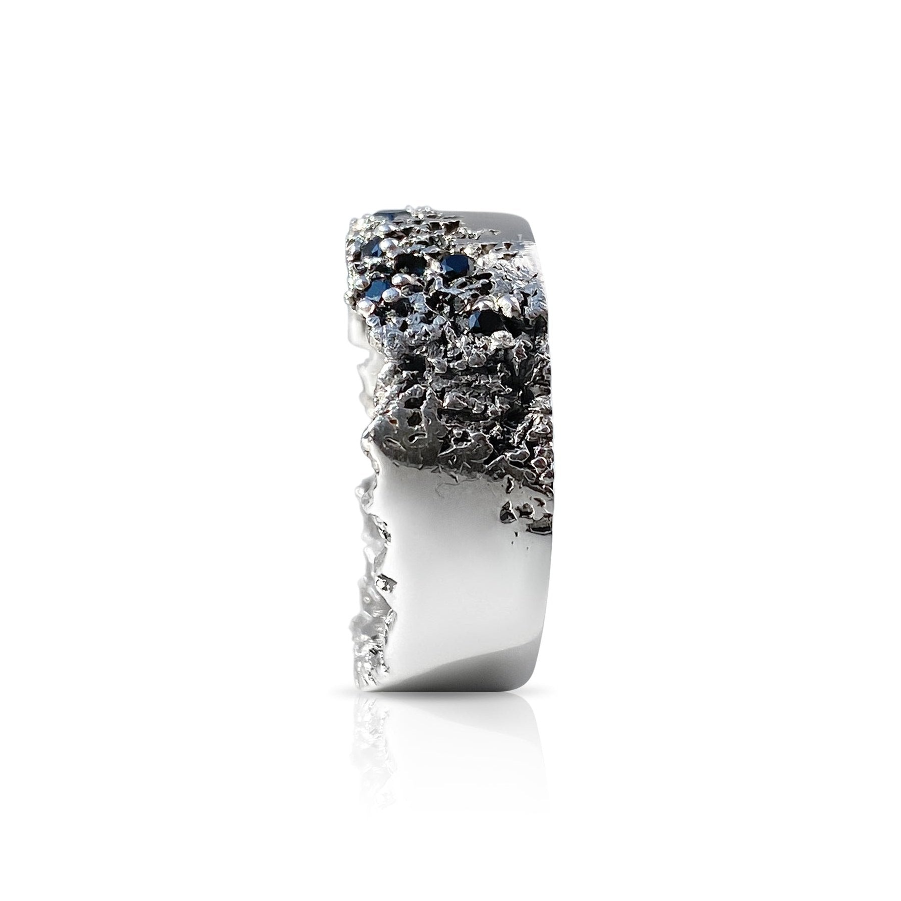 Men’s textured ring with a unique nut-inspired shape and design.