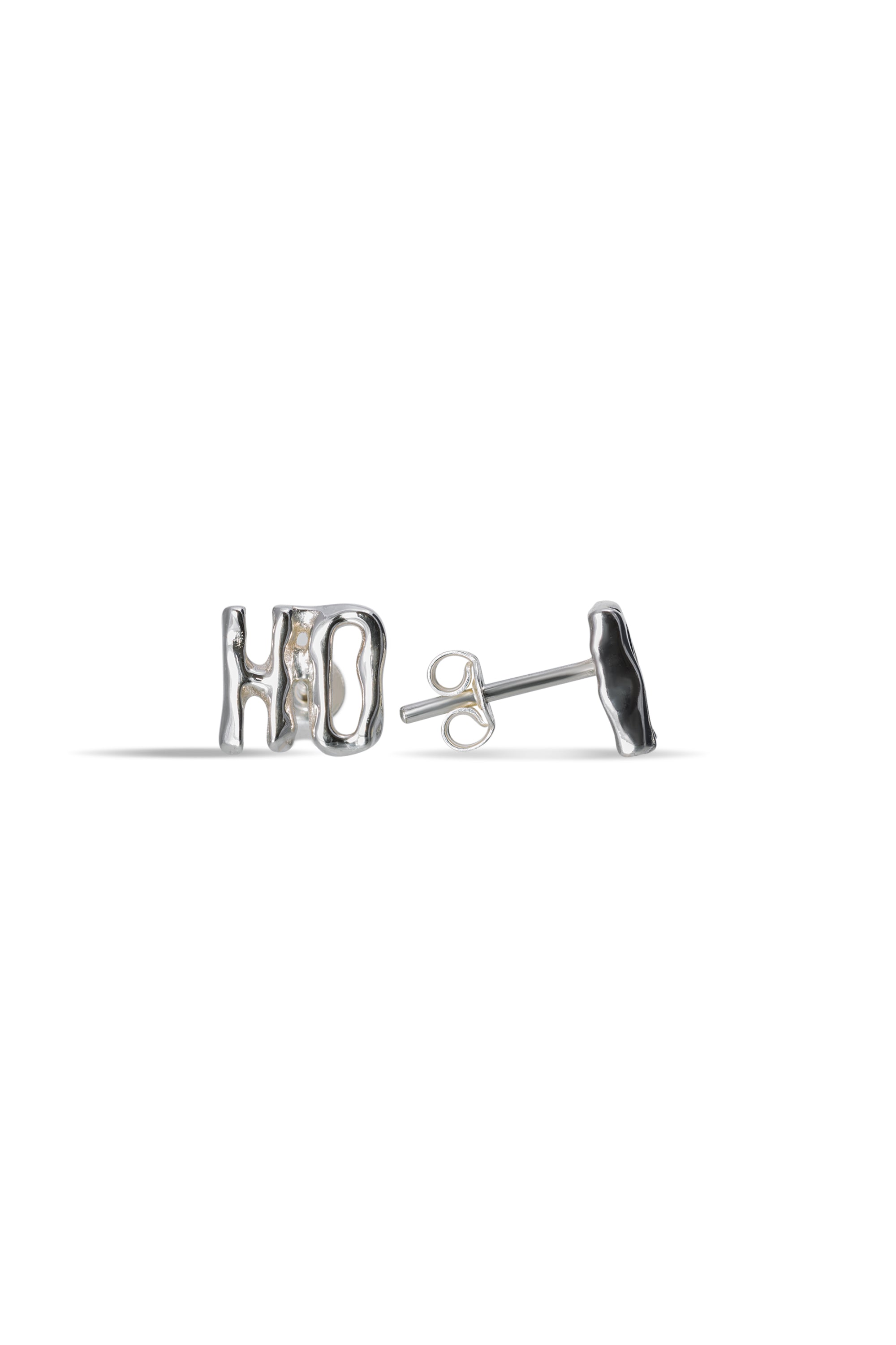 Letter earring crafted from sterling silver for a personalized touch.