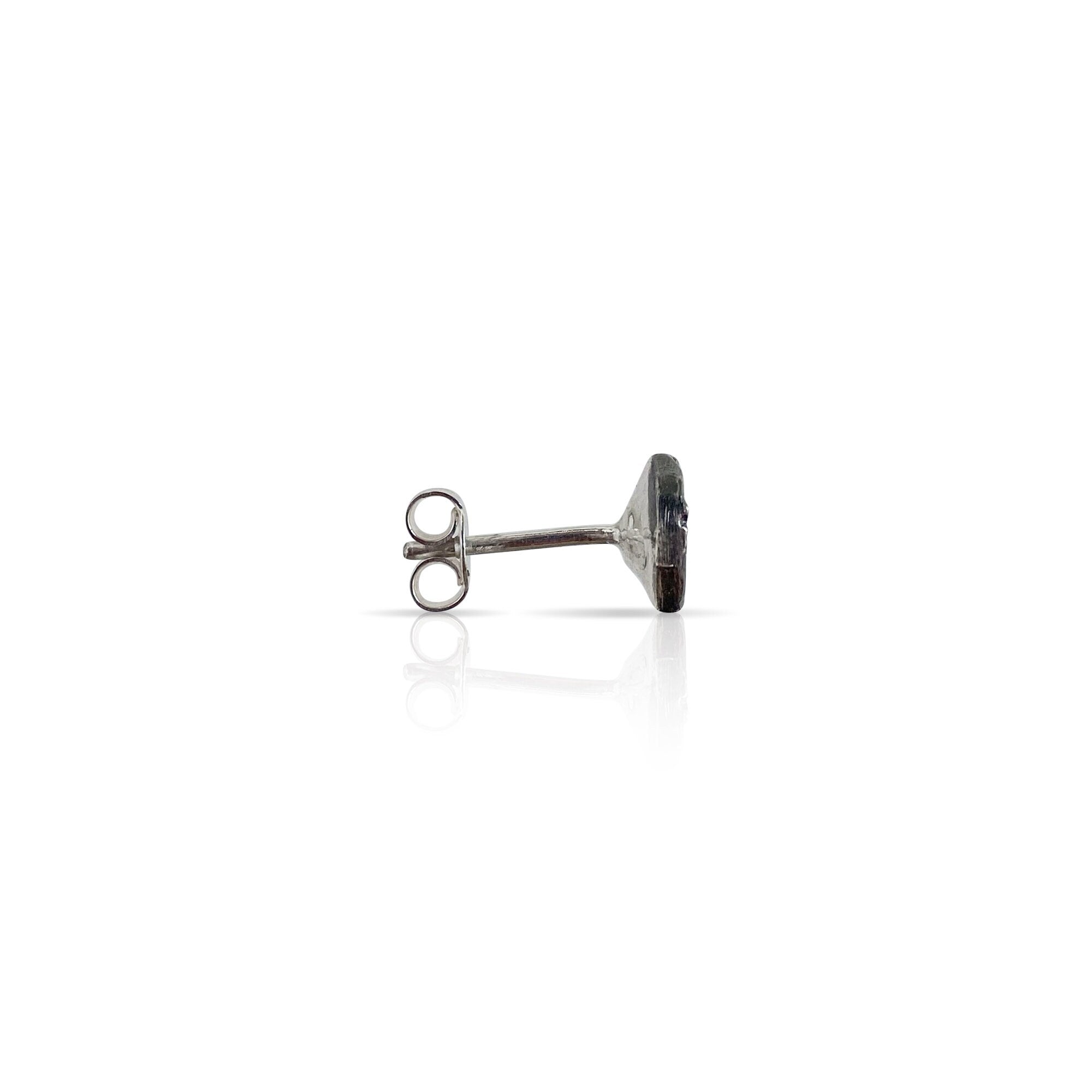 Sterling silver earring, stud combining simplicity and individuality.